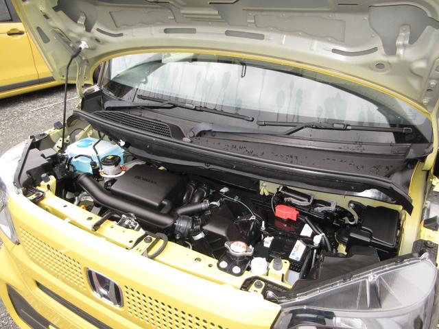 Ｎ－ＢＯＸ ファッションスタイル　禁煙車ホンダセンシング純正９インチメモリーナビＢｌｕｅｔｏｏｔｈドラレコＥＴＣＲカメラワンオーナー　ソナー　盗難防止装置　スマートキ　ＵＳＢポート　ＬＥＤランプ　バックモニター　１オーナー　クルコン（3枚目）