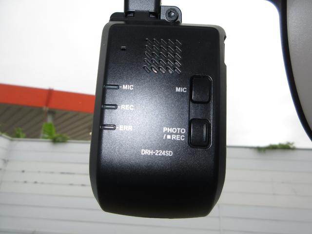 Ｎ－ＢＯＸ ファッションスタイル　禁煙車ホンダセンシング純正９インチメモリーナビＢｌｕｅｔｏｏｔｈドラレコＥＴＣＲカメラワンオーナー　ソナー　盗難防止装置　スマートキ　ＵＳＢポート　ＬＥＤランプ　バックモニター　１オーナー　クルコン（4枚目）