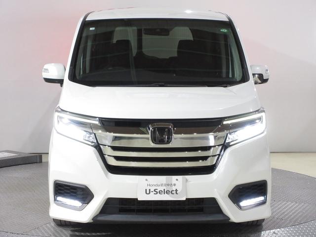 ステップワゴンスパーダ スパーダハイブリッドＧホンダセンシング　ワンオーナー　禁煙　１年保証　車検整備付　７人乗り　９インチメモリーナビ　ＢＴオーディオ接続　ミュージックサーバー　リアカメラ　ＥＴＣ　後席モニター　ヒーター付ドアミラー　両側パワースライドドア（10枚目）