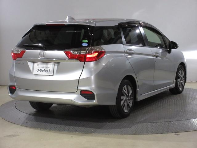 シャトル Ｇ　／雹害車／禁煙車／純正メモリーナビ／Ｂｌｕｅｔｏｏｔｈ／ワンセグ／ＤＶＤ／ＣＤ／ＡＭ・ＦＭ／Ｒカメラ／ＥＴＣ／衝突軽減ブレーキ／サイドカーテンエアバッグ／ＬＥＤヘッドライト／スマートキー／　ＡＢＳ（8枚目）