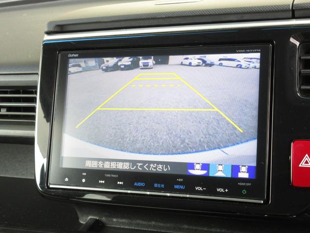 ステップワゴンスパーダ スパーダクールスピリットアドバンスパッケージβ　ワンオーナー　禁煙車　当社点検パック実施済　純正９インチナビ　Ｂｌｕｅｔｏｏｔｈ　ミュージックサーバー　後席モニター　両側電動スライドドア　シートヒーター　ＬＥＤヘッドライト　１７インチアルミホイール（6枚目）