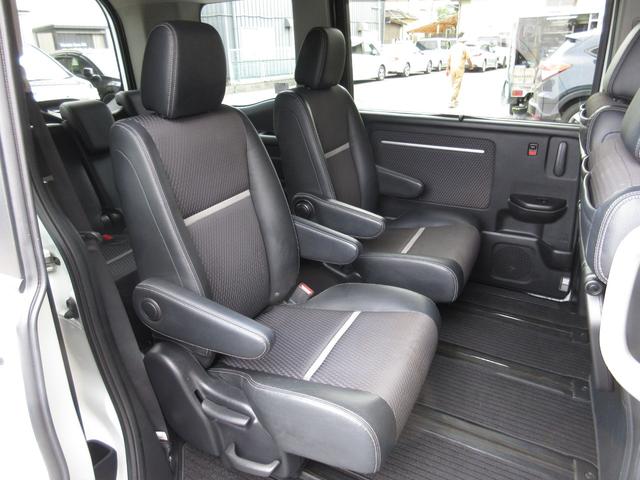 ステップワゴンスパーダ スパーダクールスピリットアドバンスパッケージβ　ワンオーナー　禁煙車　当社点検パック実施済　純正９インチナビ　Ｂｌｕｅｔｏｏｔｈ　ミュージックサーバー　後席モニター　両側電動スライドドア　シートヒーター　ＬＥＤヘッドライト　１７インチアルミホイール（20枚目）