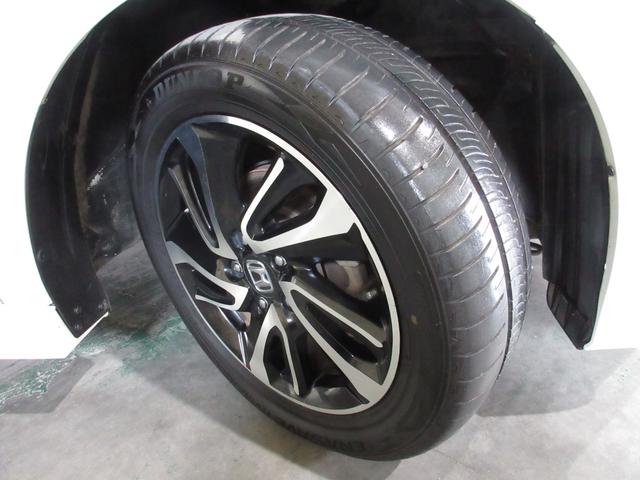 ステップワゴンスパーダ スパーダクールスピリットアドバンスパッケージβ　ワンオーナー　禁煙車　当社点検パック実施済　純正９インチナビ　Ｂｌｕｅｔｏｏｔｈ　ミュージックサーバー　後席モニター　両側電動スライドドア　シートヒーター　ＬＥＤヘッドライト　１７インチアルミホイール（26枚目）