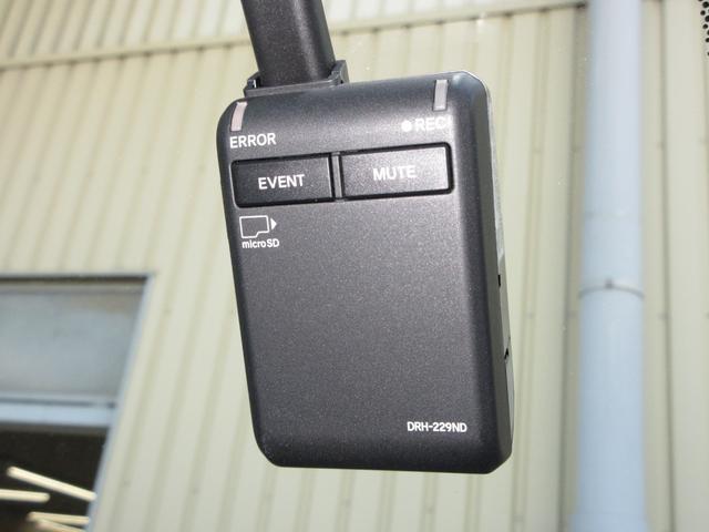 ステップワゴン ｅ：ＨＥＶスパーダ　ホンダセンシング純正９インチホンダセンシングコネクトナビＢｌｕｅｔｏｏｔｈドラレコＥＴＣＲカメラワンオーナー　１オーナー　マルチカメラ　デュアルエアコン　フルオートエアコン　ＥＳＣ　オートライト　禁煙（5枚目）