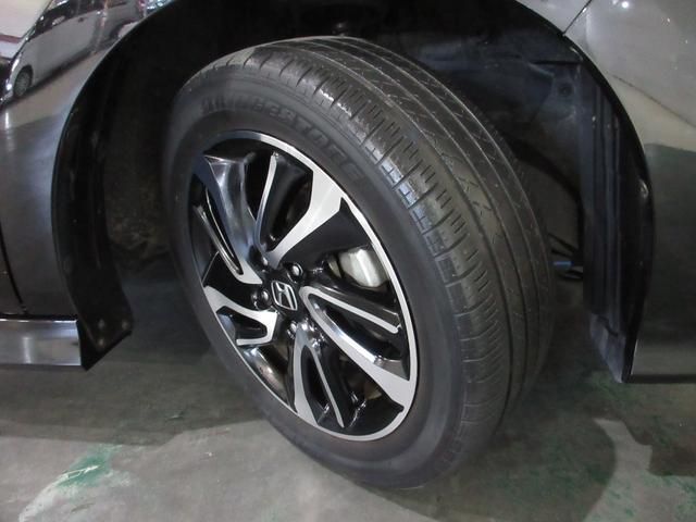 ステップワゴンスパーダ スパーダ・クールスピリットホンダセンシング　純正９インチメモリーナビＢｌｕｅｔｏｏｔｈドラレコＥＴＣＲカメラワンオーナー　サイドエアバック　スマートキ　左右電動スライドドア　バックモニタ　Ｗエアコン　三列シート　ＵＳＢ　助手席エアバッグ　ＡＡＣ（24枚目）
