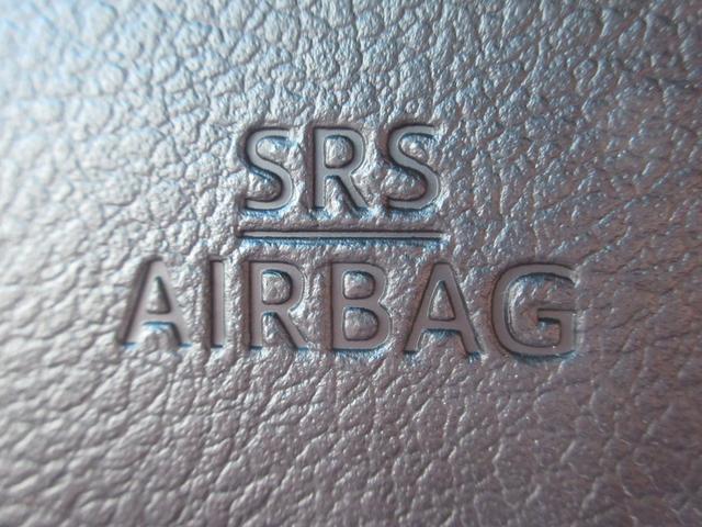 アルファード 2.5Sタイプゴールド /ワンオーナー/禁煙車/純正メモリーナビ/ドラレコ/ETC/フルセグ/CD/ミュージックサーバー/USB/BTA/Rカメラ/全周囲カメラ/Pセンサー/両側電動スライドドア/電動後席モニター/純正AW/(13枚目)