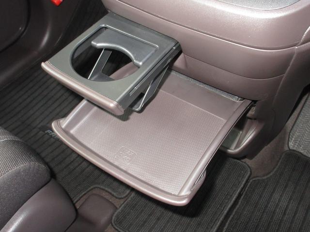 フリード Ｇ・ホンダセンシング　純正メモリーナビＢｌｕｅｔｏｏｔｈＥＴＣＲカメラ　Ｆセグ　追突被害軽減ブレーキ　ｉストップ　Ｗエアバッグ　パワーウィンドウ　アクティブクルーズコントロール　スマートキ　カラーバックモニター　ＶＳＡ（14枚目）