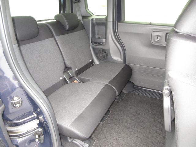 Ｎ－ＢＯＸカスタム ベースグレード　純正９インチナビ・デモカーＵＰ・禁煙車・ＥＴＣ・渋滞追従・レーンアシスト・Ｒカメラ・両側電動スライド・ミュージックプレイヤー接続・ＵＳＢ端子・ドライブレコーダー・シートヒーター・新車保証継承・点検付（17枚目）