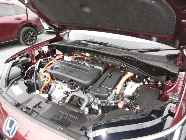 ＺＲ－Ｖ ｅ：ＨＥＶＺ特別仕様車ブラックスタイル　元当社使用車　禁煙車　ホンダコネクトディスプレイ／リアカメラ　ＥＴＣ２．０　Ｂｌｕｅｔｏｏｔｈ　ホンダセンシング　シートヒーター　ハンドルヒーター　パワーゲート　パドルシフト　ＵＳＢ／タイプＣ充電（3枚目）