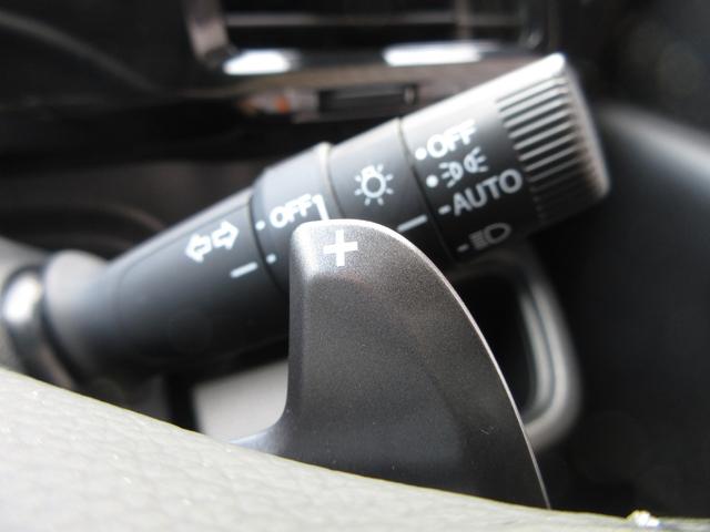 ステップワゴンスパーダ スパーダホンダセンシング　純正メモリーナビＢｌｕｅｔｏｏｔｈドラレコＥＴＣＲカメラワンオーナー　盗難防止　助手席エアバッグ　ワンオーナ－　Ｗパワスラ　記録簿有　リアオートエアコン　地デジ　ＬＥＤライト　横滑り防止システム　禁煙（17枚目）
