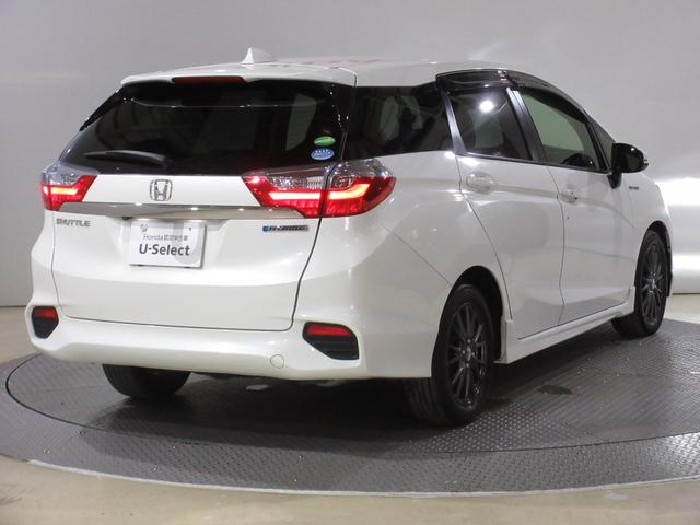 シャトル ハイブリッドＸホンダセンシング　純正メモリーナビＢｌｕｅｔｏｏｔｈＥＴＣＲカメラ　横滑抑制　リヤカメラ　スマ－トキ－　イモビ　ＴＶナビ　サイドエアバッグ　シートヒーター付き　キーレス　ＵＳＢ　ＤＶＤ再生機能　ＥＣＯＮ　クルコン（7枚目）