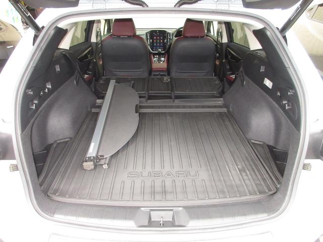 レヴォーグ ＳＴＩスポーツＥＸ　純正ナビＢｌｕｅｔｏｏｔｈドラレコＥＴＣＲカメラワンオーナー　ＵＳＢポート　ドライブレコーダ　ターボ車　Ｆカメラ　地デジ　クルコン　横滑り防止　フルオートエアコン　記録簿　Ａライト　助手席エアバッグ（17枚目）