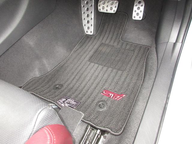 レヴォーグ ＳＴＩスポーツＥＸ　純正ナビＢｌｕｅｔｏｏｔｈドラレコＥＴＣＲカメラワンオーナー　ＵＳＢポート　ドライブレコーダ　ターボ車　Ｆカメラ　地デジ　クルコン　横滑り防止　フルオートエアコン　記録簿　Ａライト　助手席エアバッグ（28枚目）