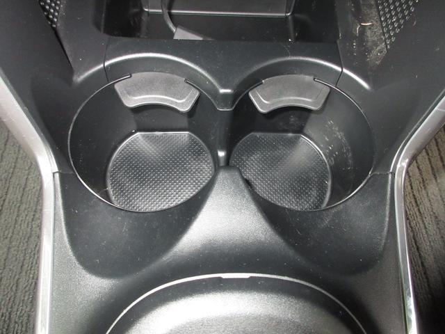 ＣＲ－Ｚ αブラックレーベル　純正メモリーナビＢｌｕｅｔｏｏｔｈＥＴＣＲカメラ　Ｂカメ　セキュリティー　Ａストップ　パワーウインドウ　ＥＴＣ車載器　キーフリー　インテリジェントキー　エアコン　エアバック　１セグＴＶ　ＰＳ　ＡＢＳ（19枚目）