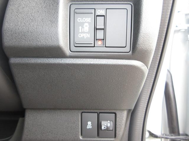 Ｎ－ＢＯＸカスタム ベースグレード　禁煙車ホンダセンシング純正９インチメモリーナビＢｌｕｅｔｏｏｔｈドラレコＥＴＣＲカメラワンオーナー　ＵＳＢ接続　ＣＭＢＳ　Ｄレコ　１オーナー　ベンチシート　オートエアコン　スマートキ　ＬＥＤ　クルコン（13枚目）