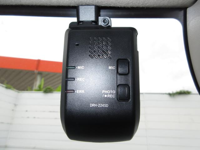 Ｎ－ＢＯＸ ベースグレード　禁煙車ホンダセンシング純正９インチメモリーナビＢｌｕｅｔｏｏｔｈドラレコＥＴＣＲカメラワンオーナー　衝突軽減システム　スマートキ－　カーテンエアバック　イモビライザー　ＥＣＯモード　横滑り防止　地デジ（4枚目）