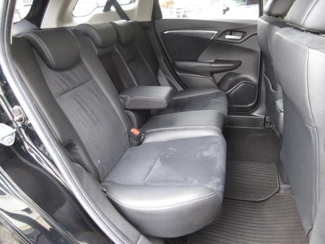 シャトル ハイブリッドＺ　純正メモリーナビＢｌｕｅｔｏｏｔｈドラレコＥＴＣＲカメラワンオーナー　ワンオーナー車　衝突被害軽減ブレーキ　ソナー　ドライブレコーダ　クルーズＣ　記録簿付　ＶＳＡ　フルセグ地デジＴＶ　シートＨ　禁煙（16枚目）