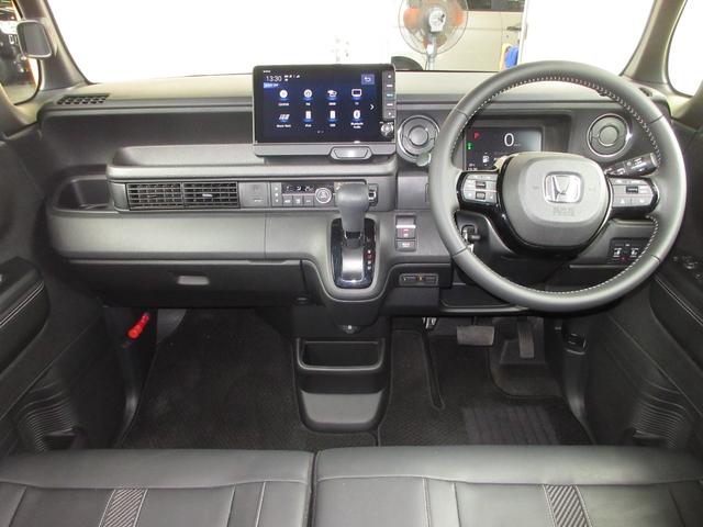 N-BOXカスタム コーディネートスタイル ・ワンオーナー ・禁煙 ・令和5年12月登録 ・1万5千キロ ・車検…令和8年12月 ・純正9インチナビ ・リアカメラ ・ETC ・ドラレコ ・両側電動スライドドア ・Bluetooth AUDIO(2枚目)