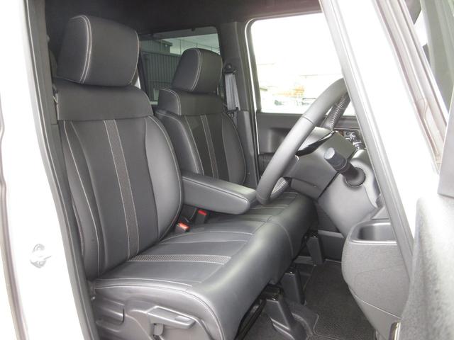 N-BOXカスタム コーディネートスタイル ・ワンオーナー ・禁煙 ・令和5年12月登録 ・1万5千キロ ・車検…令和8年12月 ・純正9インチナビ ・リアカメラ ・ETC ・ドラレコ ・両側電動スライドドア ・Bluetooth AUDIO(24枚目)