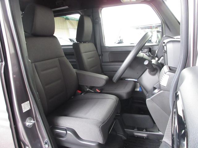 Ｎ－ＶＡＮ＋スタイル ファン・ターボ　禁煙　ワンオーナー　ターボ　純正８インチメモリーナビ　Ｂｌｕｅｔｏｏｔｈ　ＥＴＣ　リアカメラ　衝突被害軽減ブレーキ　レーンキープアシスト　ＬＥＤヘッドライト　フロントシートアームレスト　充電用ＵＳＢ（19枚目）