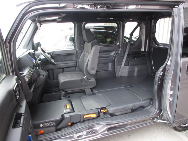 Ｎ－ＶＡＮ＋スタイル ファン・ターボ　禁煙　ワンオーナー　ターボ　純正８インチメモリーナビ　Ｂｌｕｅｔｏｏｔｈ　ＥＴＣ　リアカメラ　衝突被害軽減ブレーキ　レーンキープアシスト　ＬＥＤヘッドライト　フロントシートアームレスト　充電用ＵＳＢ（21枚目）