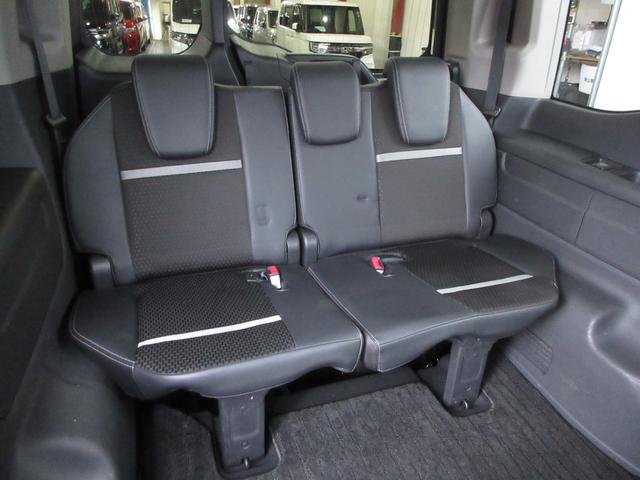 ステップワゴンスパーダ e:HEVスパーダG・EXホンダセンシング /ワンオーナー/純正メモリーナビ/ETC/フルセグ/CD/ミュージックサーバー/USB/BTA/サイドカーテンエアバッグ/ドラレコ/両側電動スライドドア/純正AW/LEDヘッドランプ/シートヒーター/(17枚目)