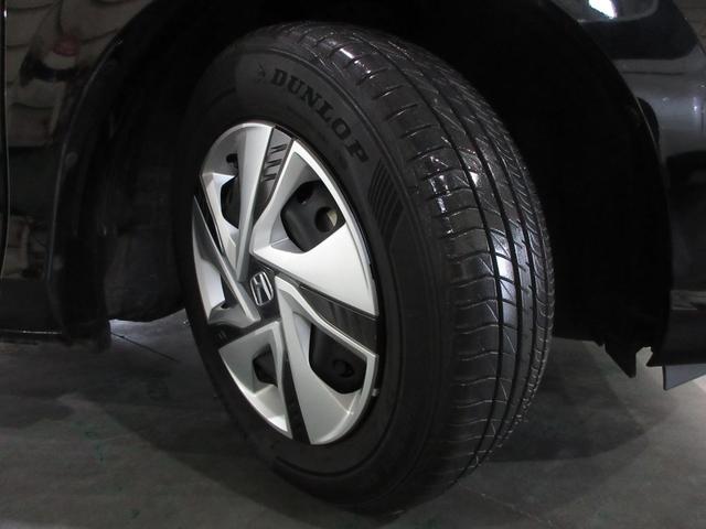 フリードハイブリッド ハイブリッド・Gホンダセンシング 純正メモリーナビBluetoothドラレコETCRカメラワンオーナー 軽減ブレーキ キーフリーシステム 1オ-ナ- 記録簿 DVD再生可能 ECON 後カメラ Aクルーズ 地デジフルセグTV シートH(32枚目)