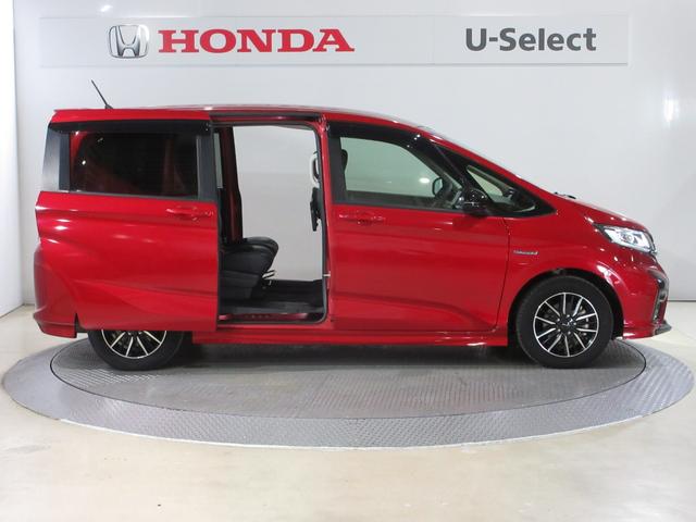 フリードハイブリッド ハイブリッド・モデューロXホンダセンシング 純正9インチメモリーナビBluetoothETCRカメラワンオーナー オートクルーズコントロール LEDライト フルオートエアコン 追突軽減B ETC車載器 リヤカメラ 3列 DVD再生可 フルセグ(8枚目)