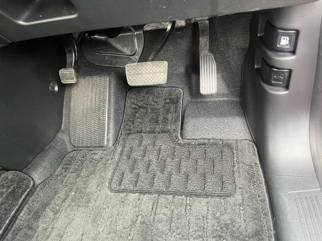 フリードハイブリッド ハイブリッド・モデューロXホンダセンシング 純正9インチメモリーナビBluetoothETCRカメラワンオーナー オートクルーズコントロール LEDライト フルオートエアコン 追突軽減B ETC車載器 リヤカメラ 3列 DVD再生可 フルセグ(25枚目)