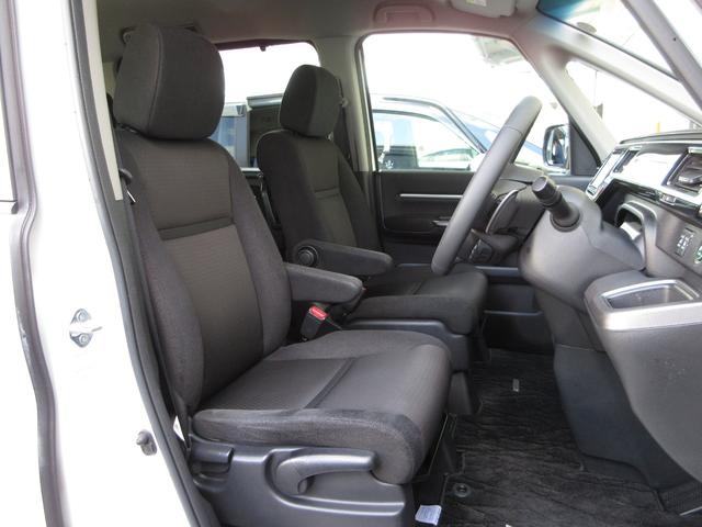 ステップワゴンスパーダ スパーダホンダセンシング メモリーナビ 前後ドラレコ ETC2.0 LEDヘッドライト 両側パワースライドドア アルミホイール スマートキー ワンオーナー(8枚目)