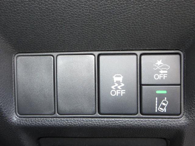 ステップワゴンスパーダ スパーダホンダセンシング メモリーナビ 前後ドラレコ ETC2.0 LEDヘッドライト 両側パワースライドドア アルミホイール スマートキー ワンオーナー(16枚目)