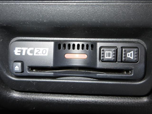 ステップワゴンスパーダ スパーダホンダセンシング メモリーナビ 前後ドラレコ ETC2.0 LEDヘッドライト 両側パワースライドドア アルミホイール スマートキー ワンオーナー(18枚目)