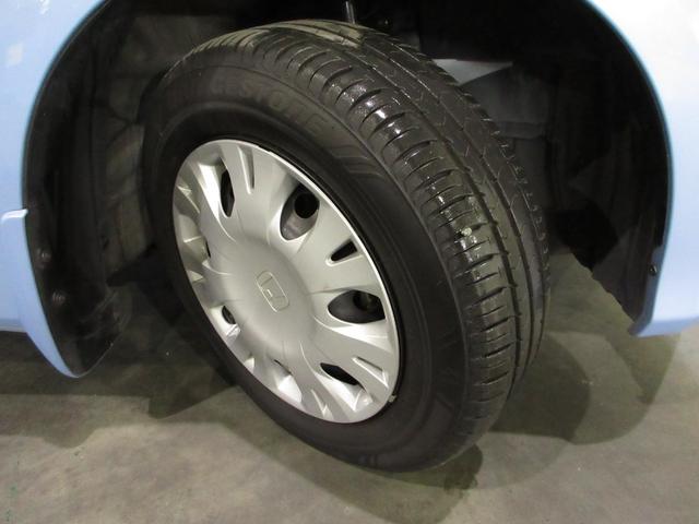 フィット １３Ｇ・スマートセレクションファインスタイル　純正メモリーナビドラレコＥＴＣＲカメラワンオーナー　ＵＳＢ　インテリキー　キーレス　イモビライザー　フルオートエアコン　禁煙　バックカメラ付き　１オーナー　記録簿有り　パワーウィンドウ　両席エアバック（33枚目）