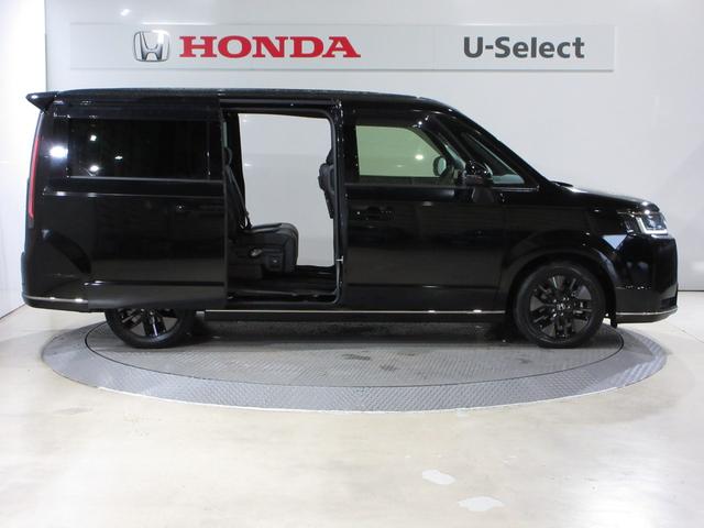 ステップワゴン e:HEVスパーダ 9インチナビ ETC2.0 パワーテールゲート シートヒーター アップルCarplay アンドロイドAuto ワンオーナー(4枚目)