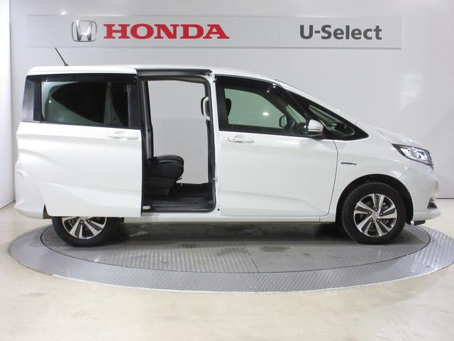 フリードハイブリッド ハイブリッド・Gホンダセンシング パナソニックSCナビBluetoothETCRカメラワンオーナー スマキー 衝突軽減システム イモビライザー 1オーナー シートH ETC車載器 クルコン VSA サイドカーテンエアバック ナビTV(11枚目)