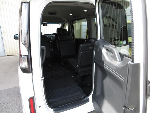 ステップワゴンスパーダ スパーダハイブリッドG・EXホンダセンシング 純正9インチメモリーナビBluetoothETCRカメラワンオーナー フルオートエアコン キーフリー 1オーナ クリアランスソナー Sヒーター 横滑防止 WAC セキュリティアラーム DVD再生可(15枚目)