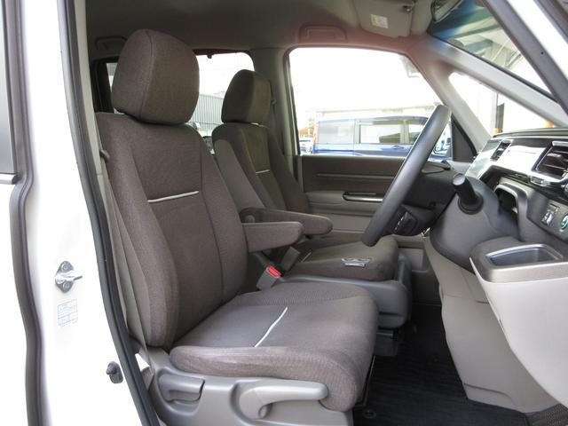 ステップワゴン Gホンダセンシング助手席リフトアップシート車 純正10インチメモリーナビBluetoothETCRカメラワンオーナー(21枚目)