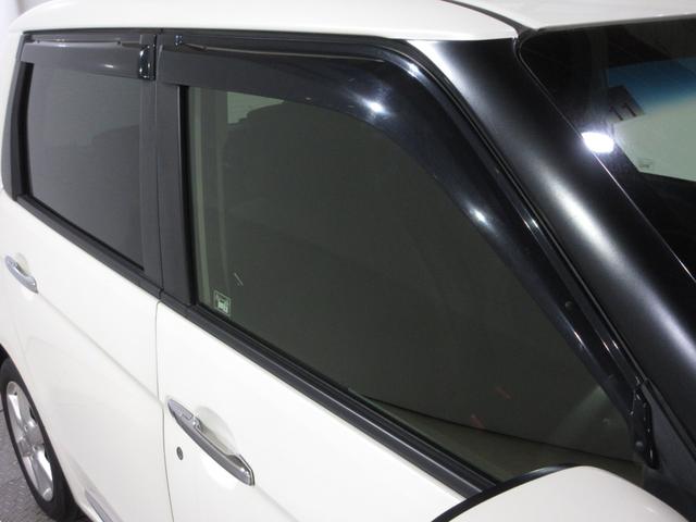 Ｎ－ＯＮＥ プレミアム・Ｌパッケージ　／新品タイヤ／ワンオーナー／禁煙車／メモリーナビ／ワンセグ／ＵＳＢ／ＣＤ／ＦＭＡＭ／ＥＴＣ／アイドリングストップ／サイドカーテンエアバッグ／ＡＢＳ／ＶＳＡ／ディスチャージヘッドライト／フォグライト／（9枚目）