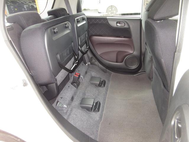 Ｎ－ＯＮＥ プレミアム・Ｌパッケージ　／新品タイヤ／ワンオーナー／禁煙車／メモリーナビ／ワンセグ／ＵＳＢ／ＣＤ／ＦＭＡＭ／ＥＴＣ／アイドリングストップ／サイドカーテンエアバッグ／ＡＢＳ／ＶＳＡ／ディスチャージヘッドライト／フォグライト／（17枚目）