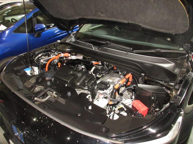 内装、外装、エンジンルームの隅ずみまでクリーニングを実施してお渡しします！　プロが仕上げをしましたからピッカピカですよ〜！点検整備もきっちり実施いたします。