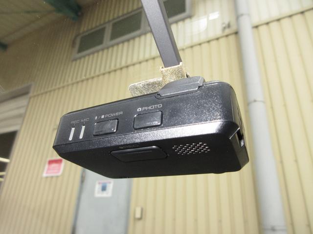 ミライース ＸＳＡＩＩＩ　ワンオーナー　禁煙車　７インチメモリーナビ　フルセグＴＶ　Ｂｌｕｅｔｏｏｔｈ　ドラレコ　ＥＴＣ　バックカメラ　衝突軽減ブレーキ　障害物センサー　ＬＥＤヘッドライト　アイドリングストップ　横滑り防止（5枚目）