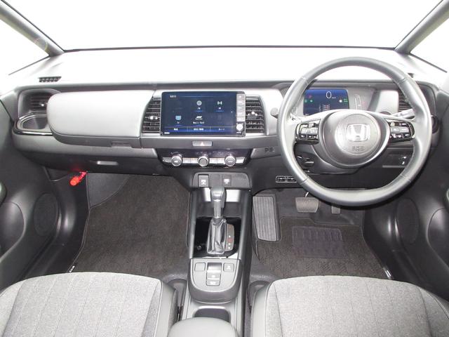 フィット e:HEVホームブラックスタイル 禁煙車ホンダセンシング純正9インチメモリーナビBluetoothドラレコETCRカメラワンオーナー Bカメラ DVD再生 アイドリングストップ オートクルーズコントロール LEDヘッドランプ 4WD(12枚目)