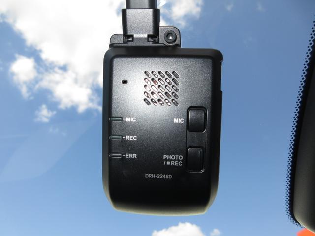 フィット RS 禁煙車ホンダセンシングホンダコネクトディスプレイBluetoothドラレコETCRカメラワンオーナー USBポート コーナーセンサー イモビライザー 地デジフルセグ リアカメラ LEDヘッドライト(4枚目)