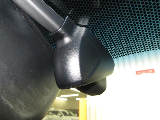 シャトル ハイブリッドＸホンダセンシング　純正メモリーナビＢｌｕｅｔｏｏｔｈドラレコＥＴＣＲカメラワンオーナー　横滑抑制　リヤカメラ　ドライブレコーダ　スマ－トキ－　イモビ　ＴＶナビ　サイドエアバッグ　シートヒーター付き　禁煙車　キーレス（4枚目）
