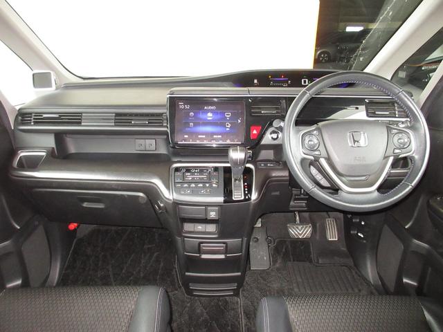 ステップワゴンスパーダ スパーダ・クールスピリットホンダセンシング 純正9インチメモリーナビBluetoothETCRカメラワンオーナー サイドエアバック スマートキ 左右電動スライドドア バックモニタ Wエアコン 地TV ナビ&TV 三列シート USB AAC 禁煙(2枚目)