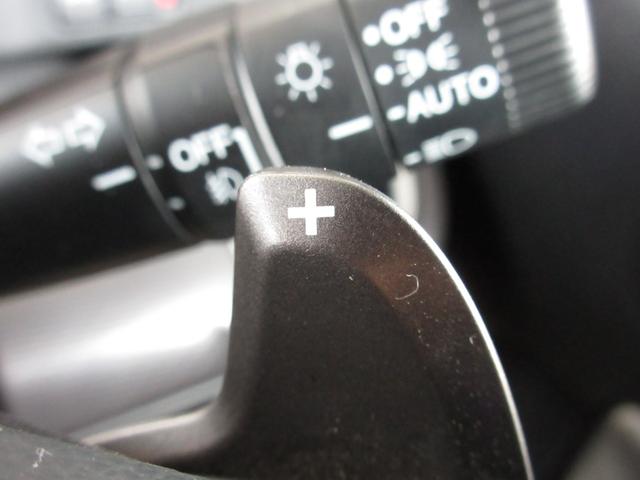 ステップワゴンスパーダ スパーダ・クールスピリットホンダセンシング 純正9インチメモリーナビBluetoothETCRカメラワンオーナー サイドエアバック スマートキ 左右電動スライドドア バックモニタ Wエアコン 地TV ナビ&TV 三列シート USB AAC 禁煙(23枚目)