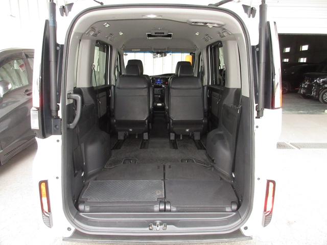 ステップワゴンスパーダ スパーダ・クールスピリットホンダセンシング 純正9インチメモリーナビBluetoothETCRカメラワンオーナー サイドエアバック スマートキ 左右電動スライドドア バックモニタ Wエアコン 地TV ナビ&TV 三列シート USB AAC 禁煙(30枚目)