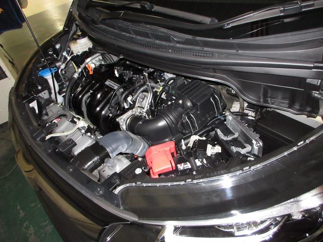 フリードハイブリッド ハイブリッド・クロスターホンダセンシング　純正９インチメモリーナビＢｌｕｅｔｏｏｔｈドラレコＥＴＣＲカメラワンオーナー　両側Ｐスライドドア　オートクルーズコントロール　ワンオ－ナ－　ＤＶＤ再生可能　ＬＥＤライト　ＡＢＳ　盗難防止　スマ－トキ－（2枚目）