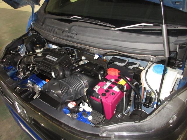 Ｎ－ＷＧＮカスタム ＧターボＳＳ２トーンカラースタイルパッケージ　純正８インチメモリーナビＢｌｕｅｔｏｏｔｈＥＴＣＲカメラワンオーナー　フルセグテレビ　ＵＳＢ　オートクルーズ　ＥＳＣ　ＤＶＤ　ＡＢＳ　キーフリー　ナビＴＶ　ターボ車　盗難防止装置　Ｉストップ　ＬＥＤ（2枚目）