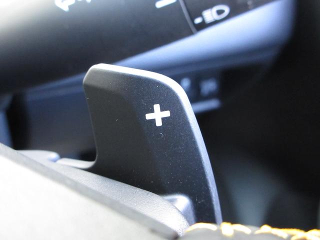 フィット e:HEVRS 禁煙車 当社元試乗車 ホンダ9インチコネクトナビ Bluetooth 純正ドラレコ ETC2.0 リアカメラ 充電用USBジャック RS専用エクステリア RS専用本革巻ステアリング 減速セレクター(18枚目)